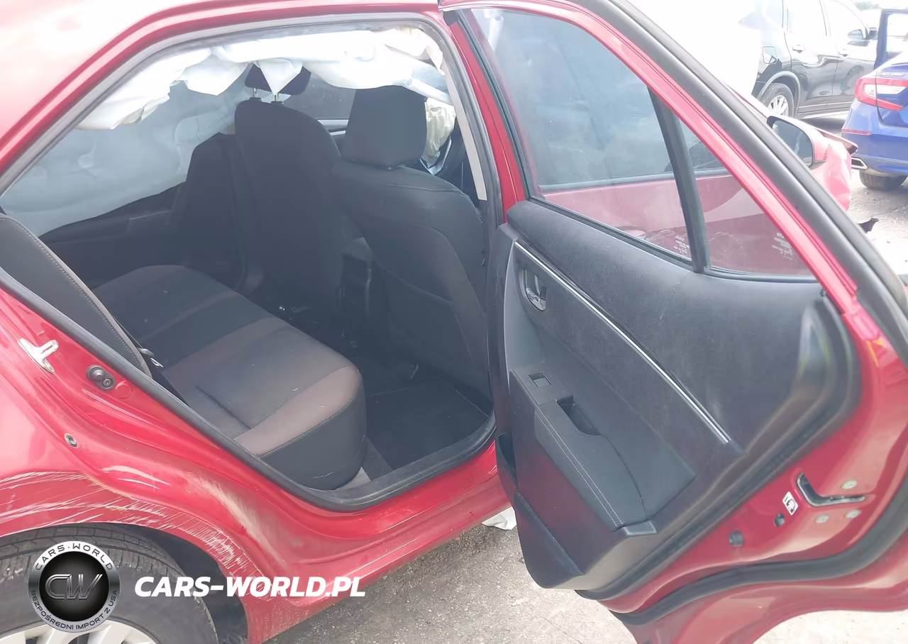 2018 Toyota Corolla Le VIN:5YFBURHE8JP799888 - 8