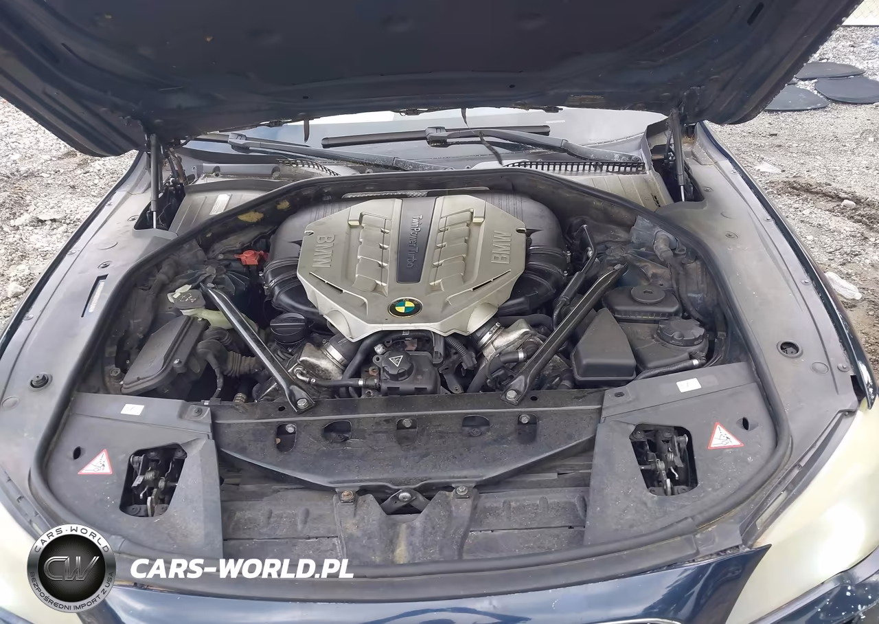 2011 BMW 750Li xDrive VIN:WBAKC8C52BC433064 - 10