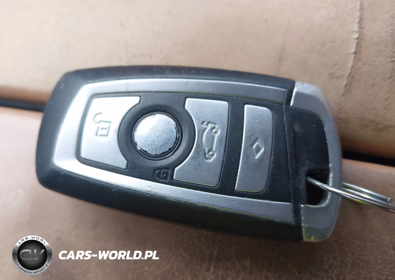 2011 BMW 750Li xDrive VIN:WBAKC8C52BC433064 - 11