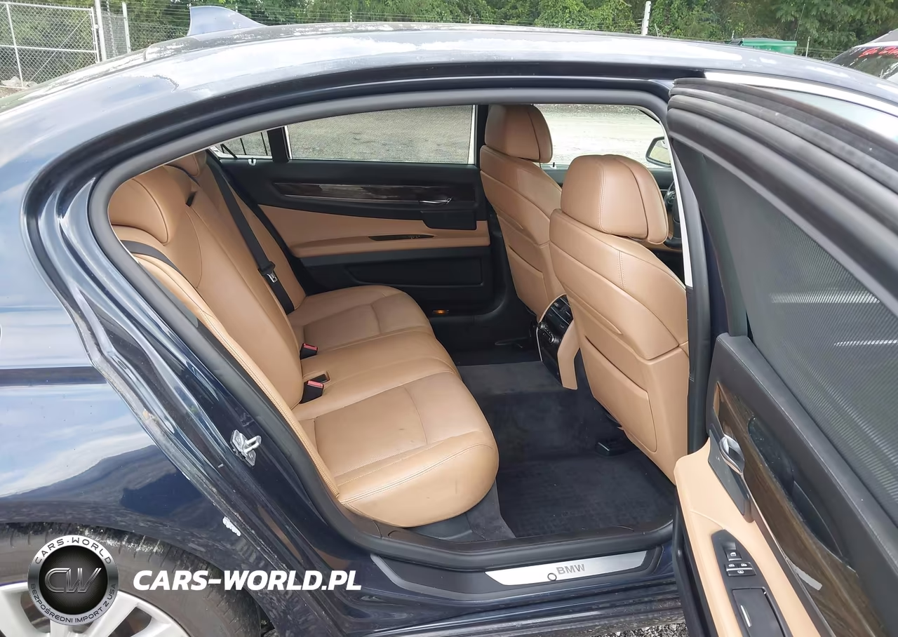 2011 BMW 750Li xDrive VIN:WBAKC8C52BC433064 - 8