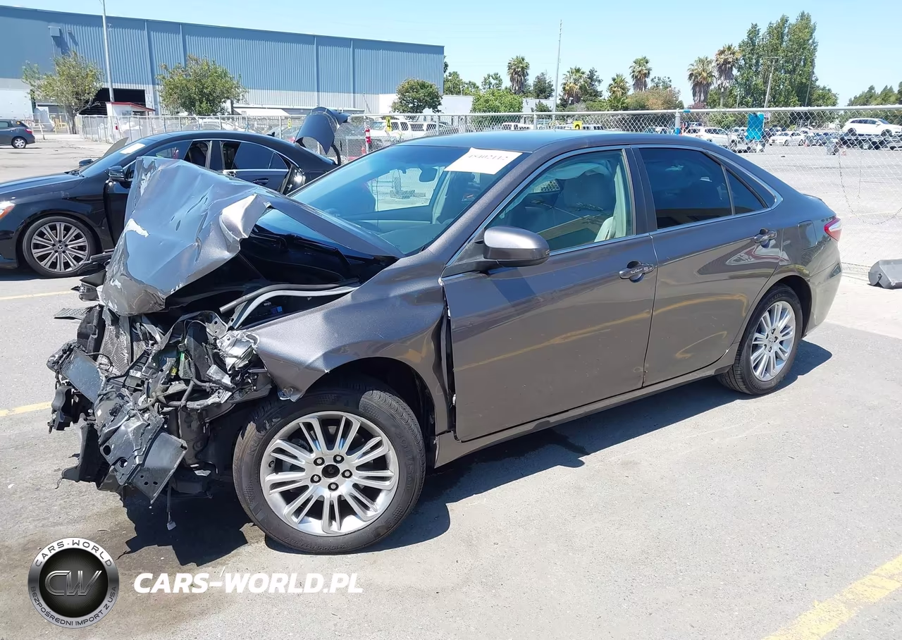 2015 Toyota Camry Le VIN:4T4BF1FK3FR458463 - 2