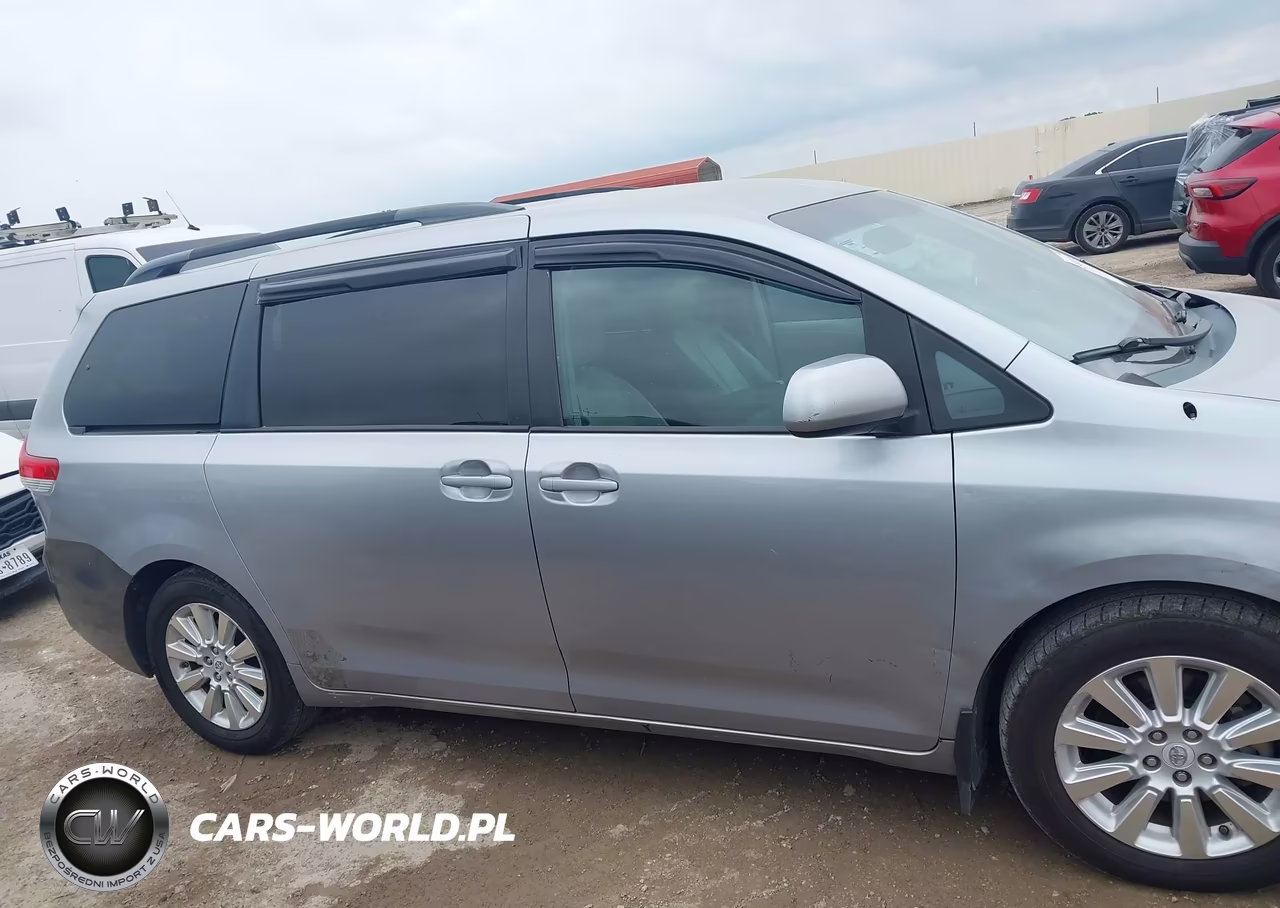 2012 Toyota Sienna Le V6 8 Passenger VIN:5TDKK3DC7CS210735 - 13