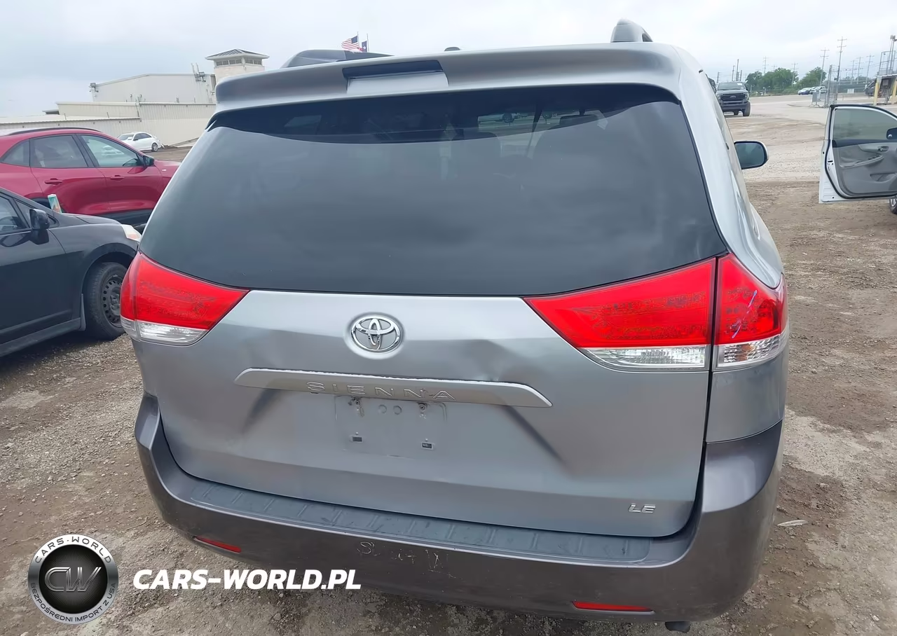 2012 Toyota Sienna Le V6 8 Passenger VIN:5TDKK3DC7CS210735 - 16