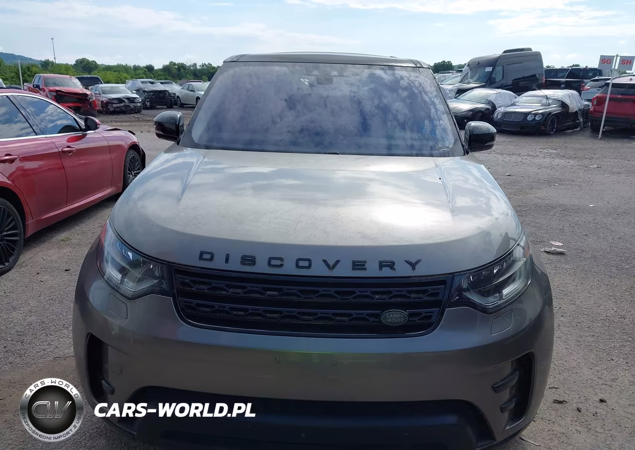 2017 Land Rover Discovery First Edition VIN:SALRTBBV5HA015207 - 6