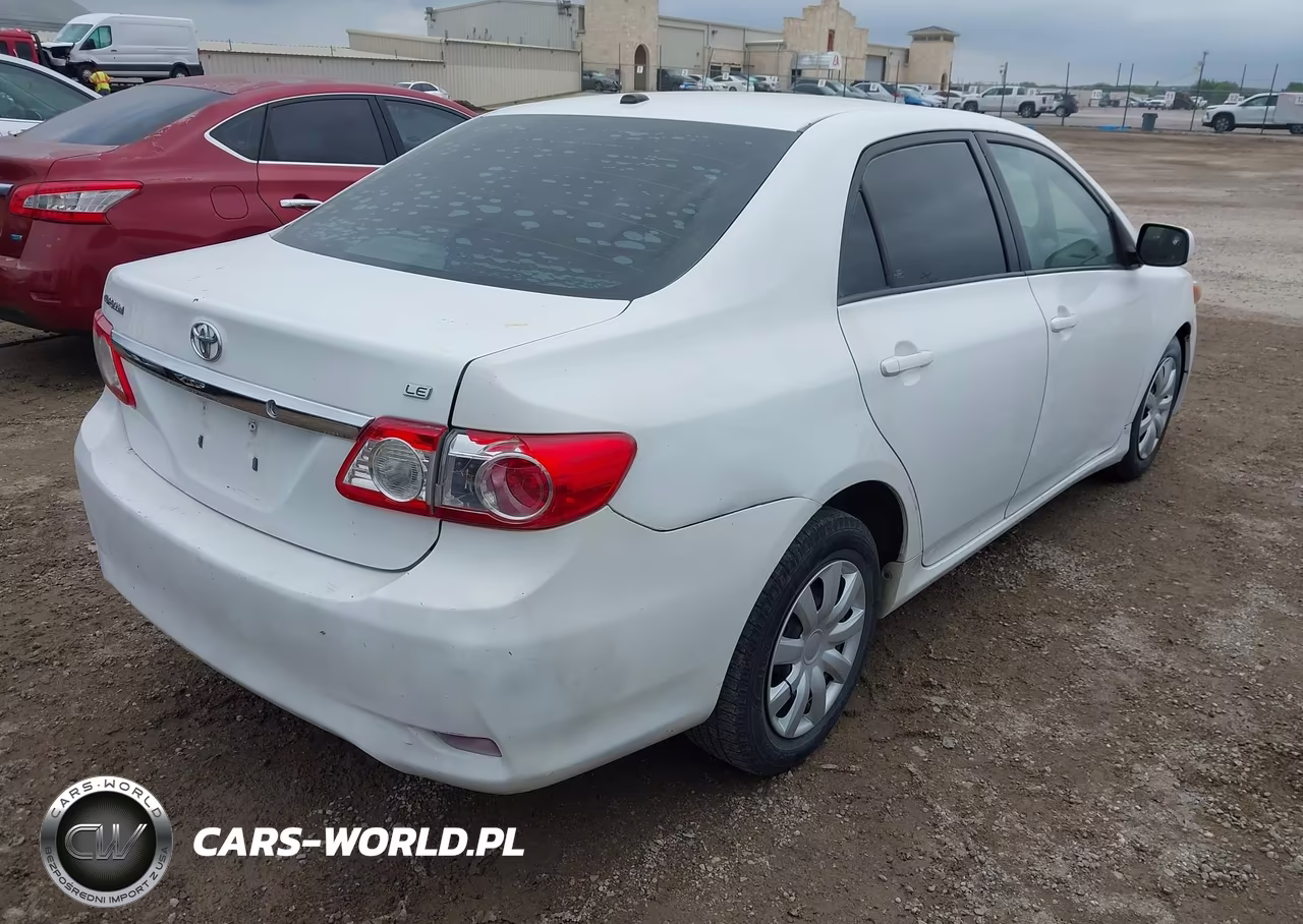 2011 Toyota Corolla Le VIN:2T1BU4EE1BC753456 - 4