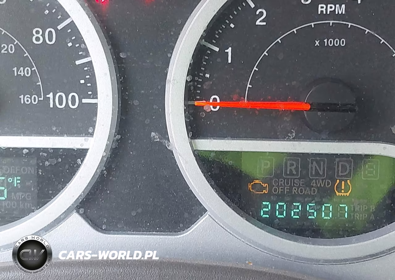 2010 Jeep Wrangler Sahara VIN:1J4AA5D1XAL191308 - 15
