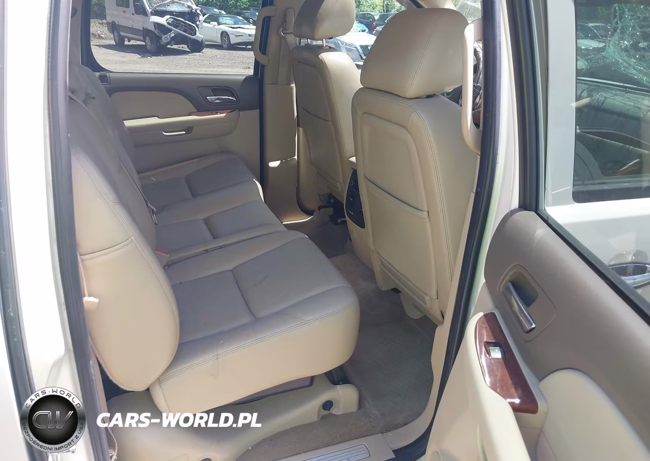 2010 Chevrolet Avalanche 1500 Ltz VIN:3GNVKGE00AG283893 - 8