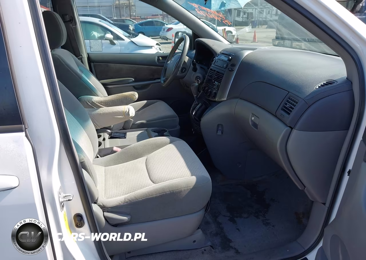 2010 Toyota Sienna Le VIN:5TDKK4CC4AS300350 - 5