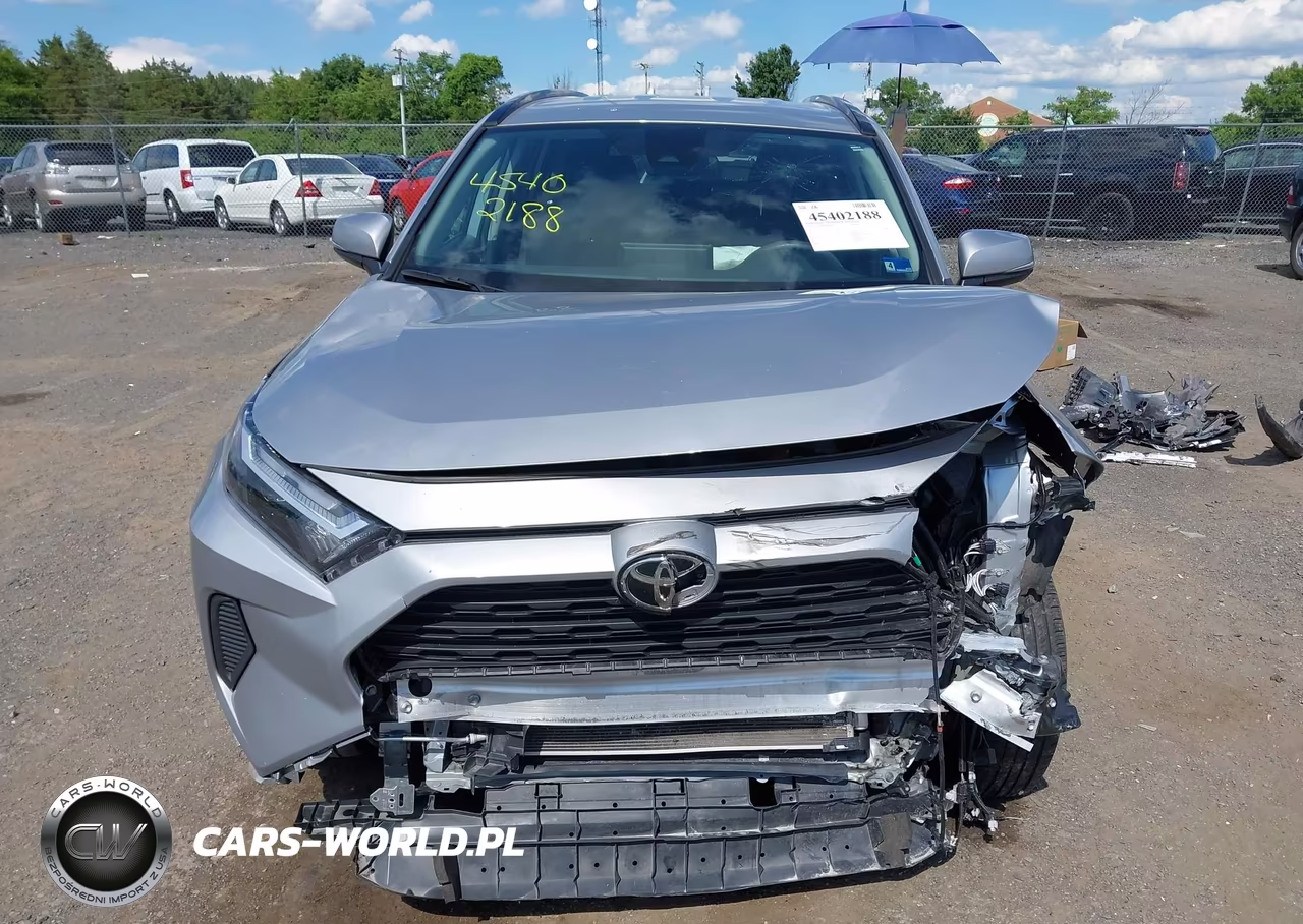 2025 Toyota Rav4 Xle VIN:2T3W1RFV5SC313611 - 13