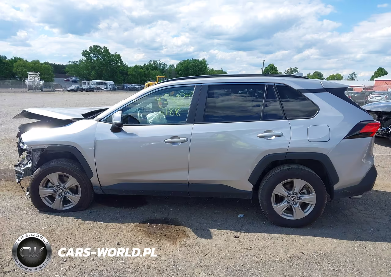 2025 Toyota Rav4 Xle VIN:2T3W1RFV5SC313611 - 15
