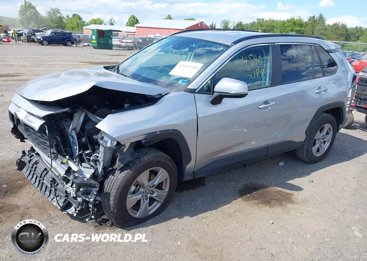2025 Toyota Rav4 Xle VIN:2T3W1RFV5SC313611 - 2
