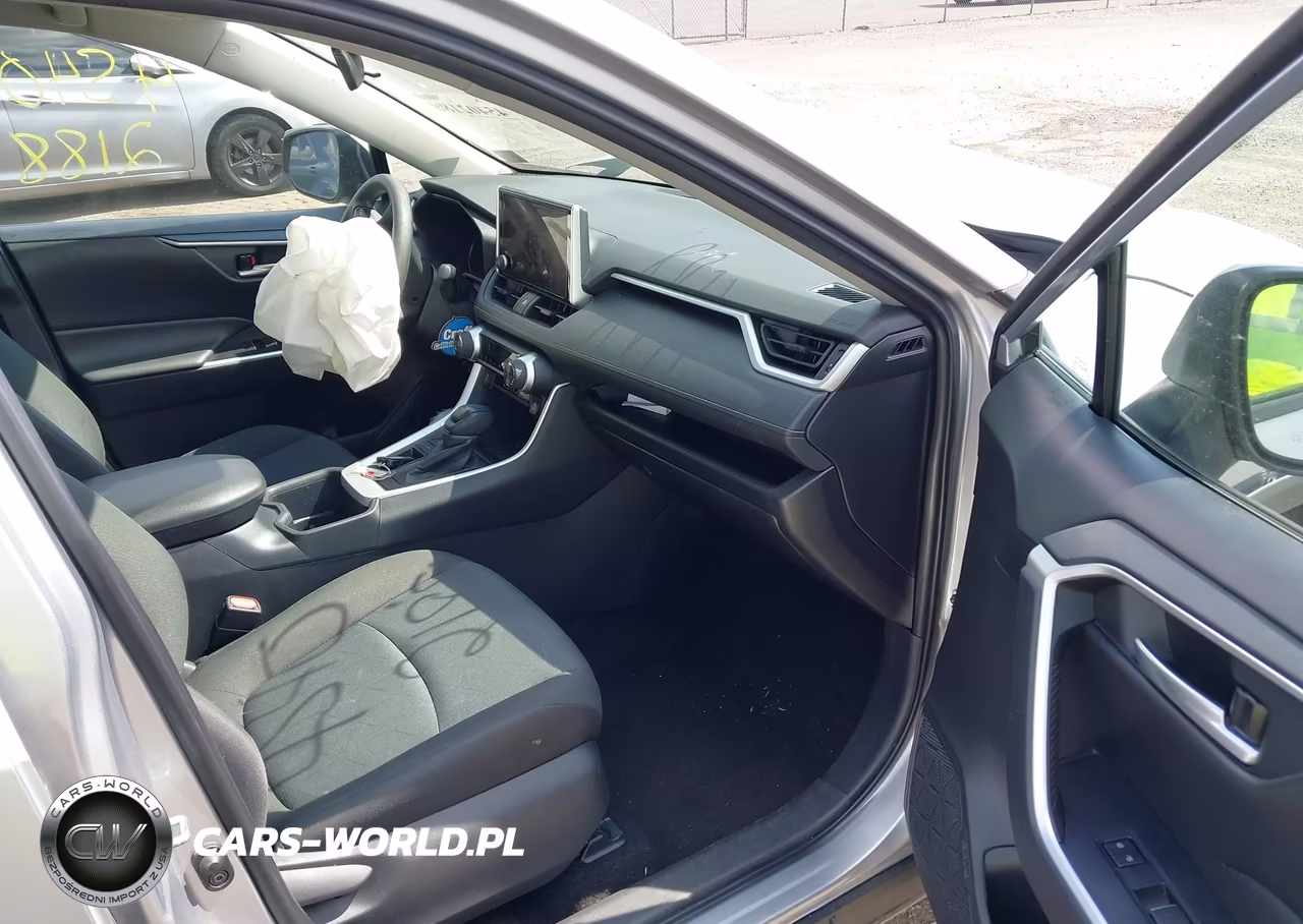 2025 Toyota Rav4 Xle VIN:2T3W1RFV5SC313611 - 5