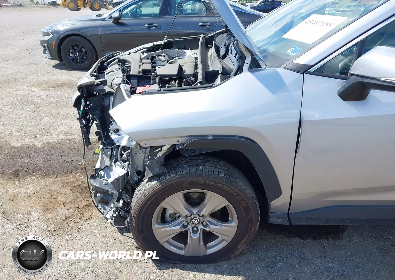 2025 Toyota Rav4 Xle VIN:2T3W1RFV5SC313611 - 6