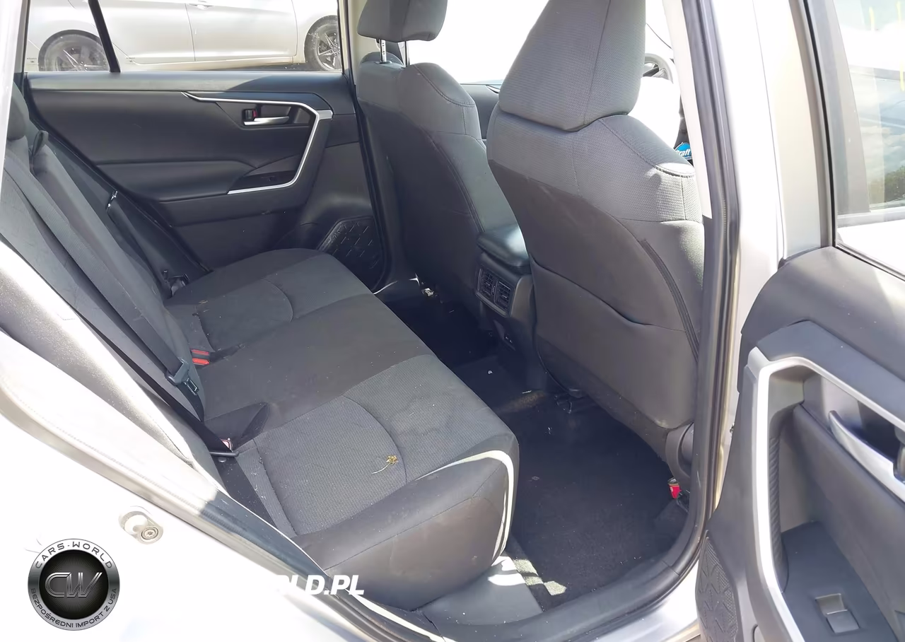 2025 Toyota Rav4 Xle VIN:2T3W1RFV5SC313611 - 8