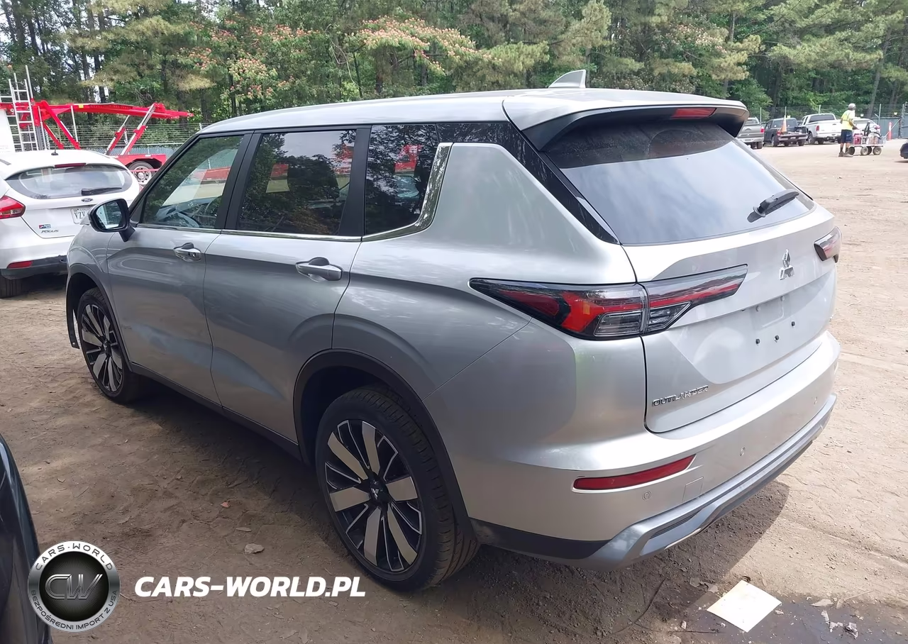 2025 Mitsubishi Outlander Se 2.5 S-Awc-Trail Edition S-Awc VIN:JA4J4VA86SZ028887 - 3