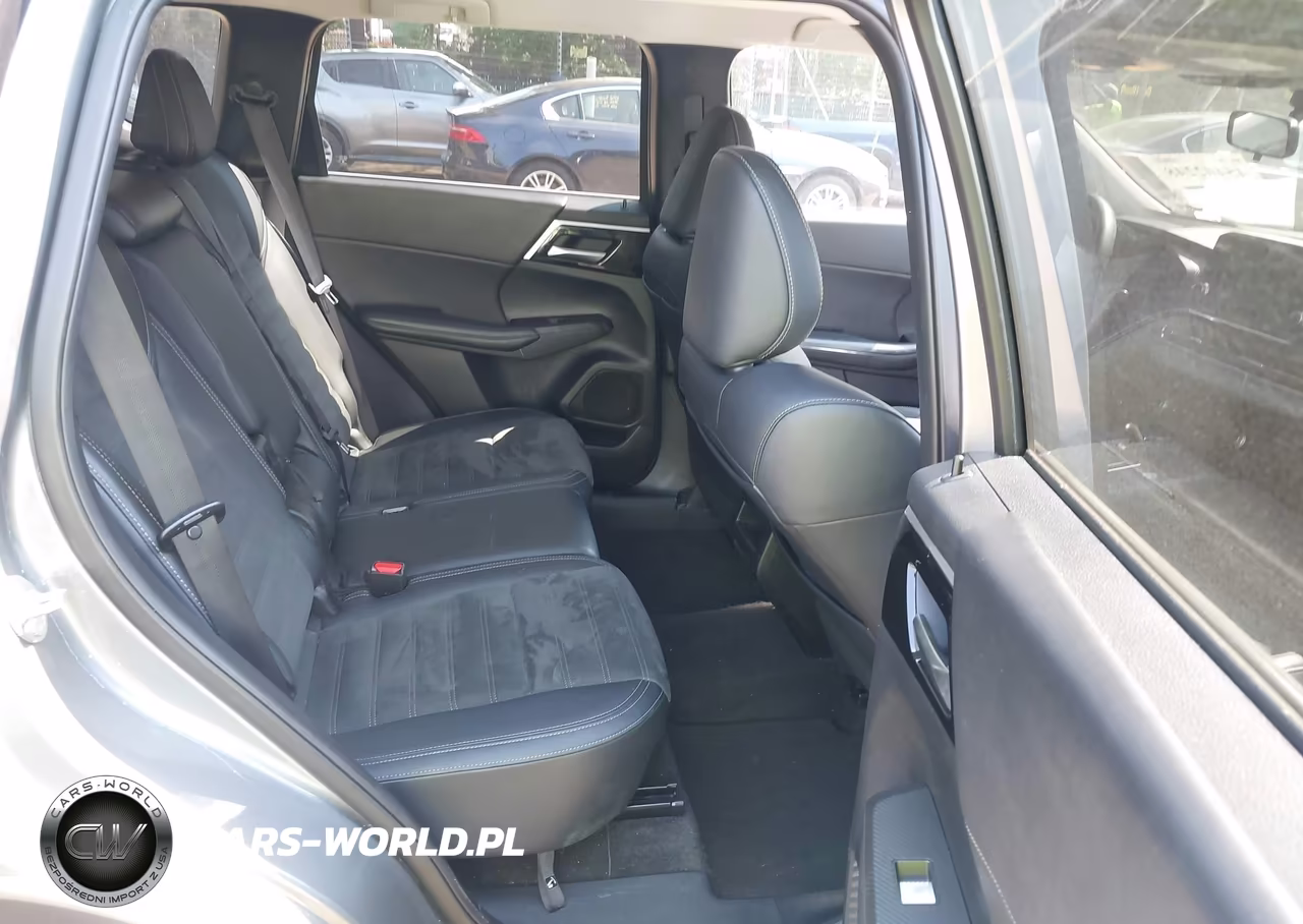 2024 Mitsubishi Outlander Se 2.5 S-Awc-Se Black Edition S-Awc-Se Black Edition W-Pano Roof S-Awc-Se Ralliart S-Awc VIN:JA4J4VA82RZ043901 - 8