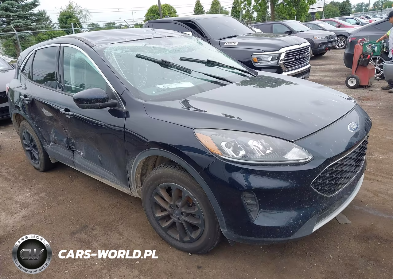 2021 Ford Escape Se