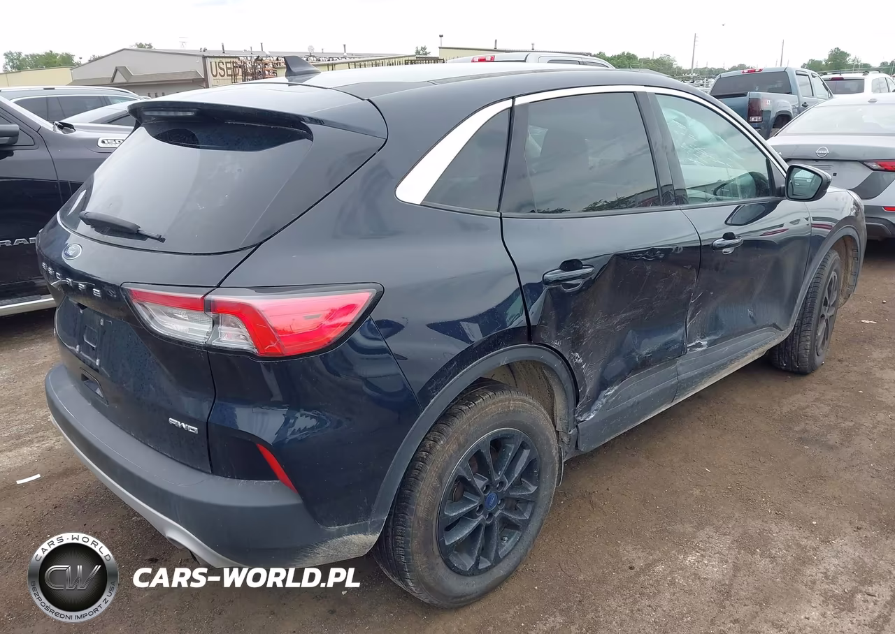 2021 Ford Escape Se VIN:1FMCU9G64MUB22483 - 4