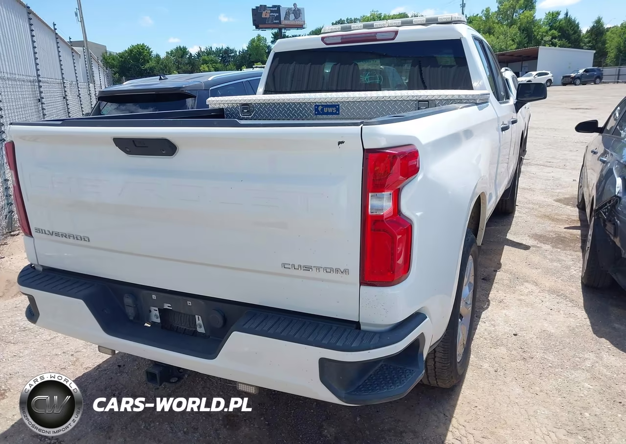 2021 Chevrolet Silverado 1500 2Wd Standard Bed Custom VIN:1GCRWBEK6MZ185507 - 4