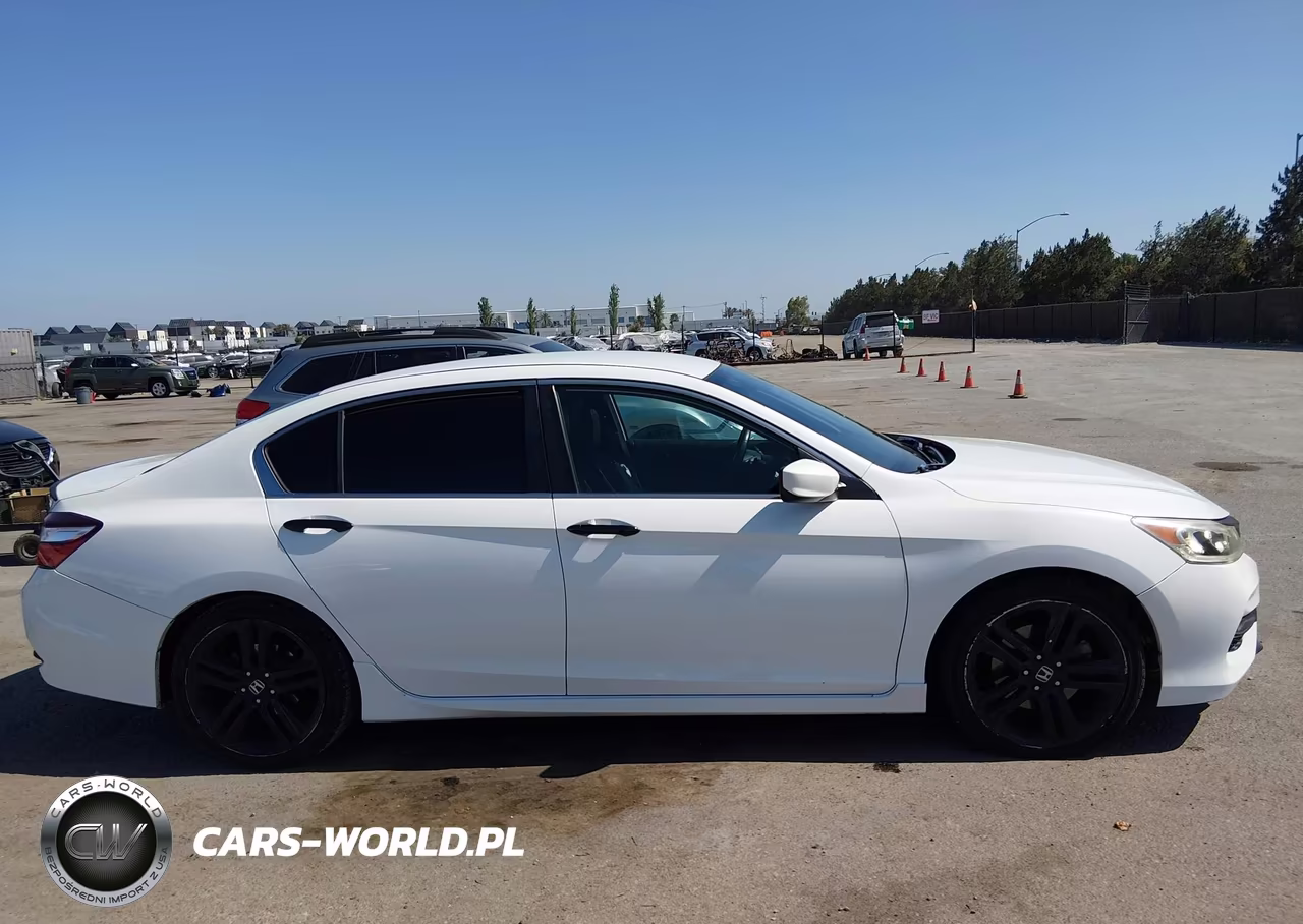 2016 Honda Accord Sport VIN:1HGCR2F65GA192421 - 13