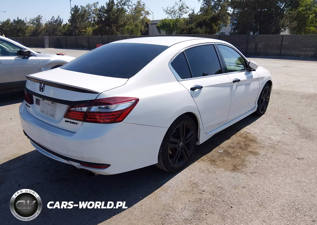 2016 Honda Accord Sport VIN:1HGCR2F65GA192421 - 4
