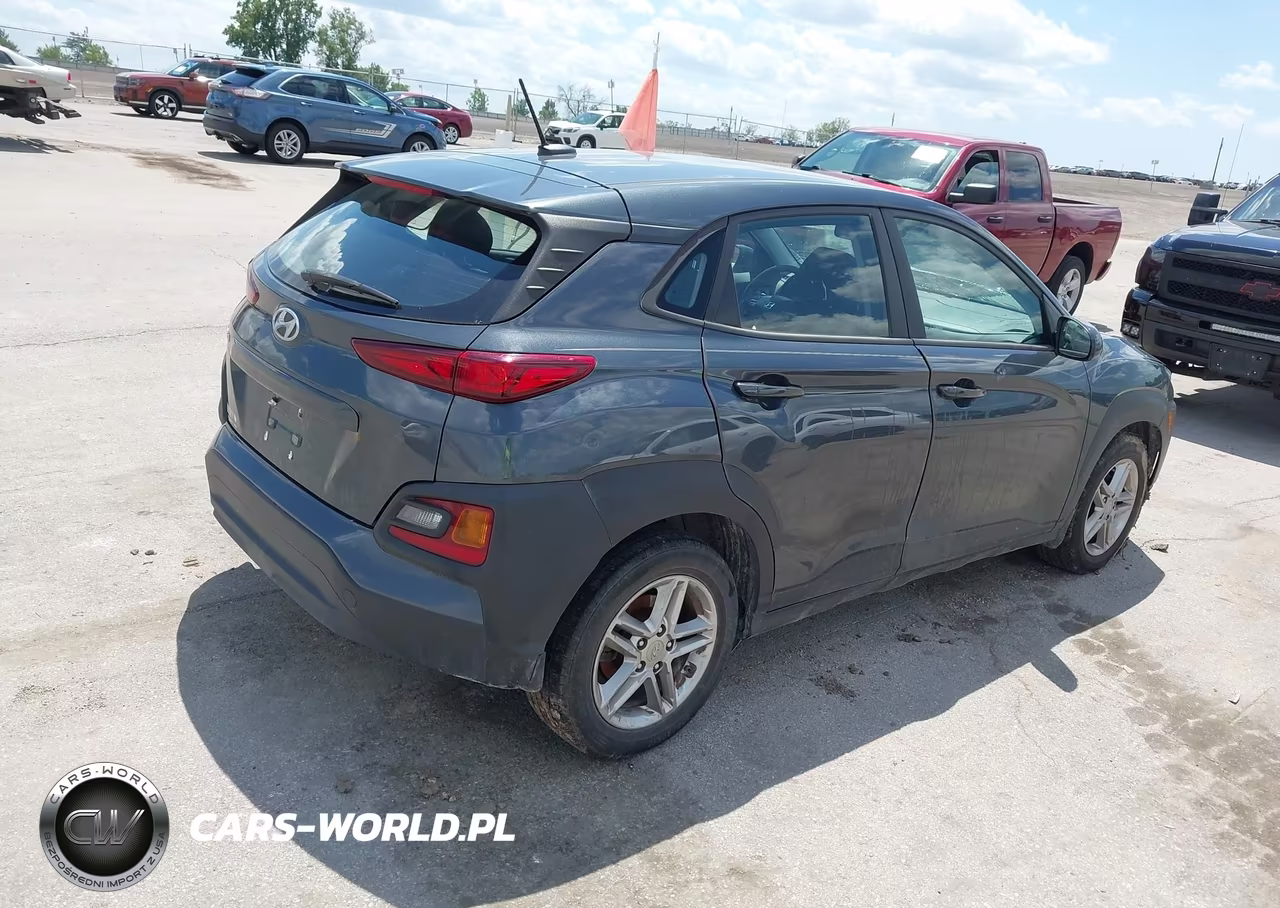2021 Hyundai Kona Se VIN:KM8K12AA1MU702475 - 4