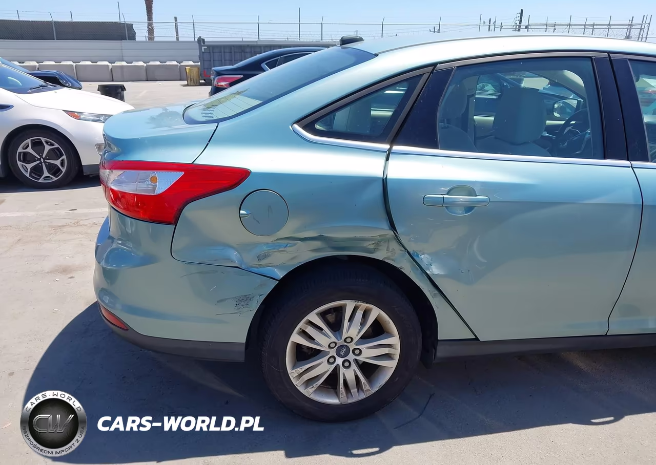 2012 Ford Focus Sel VIN:1FAHP3H20CL416810 - 6