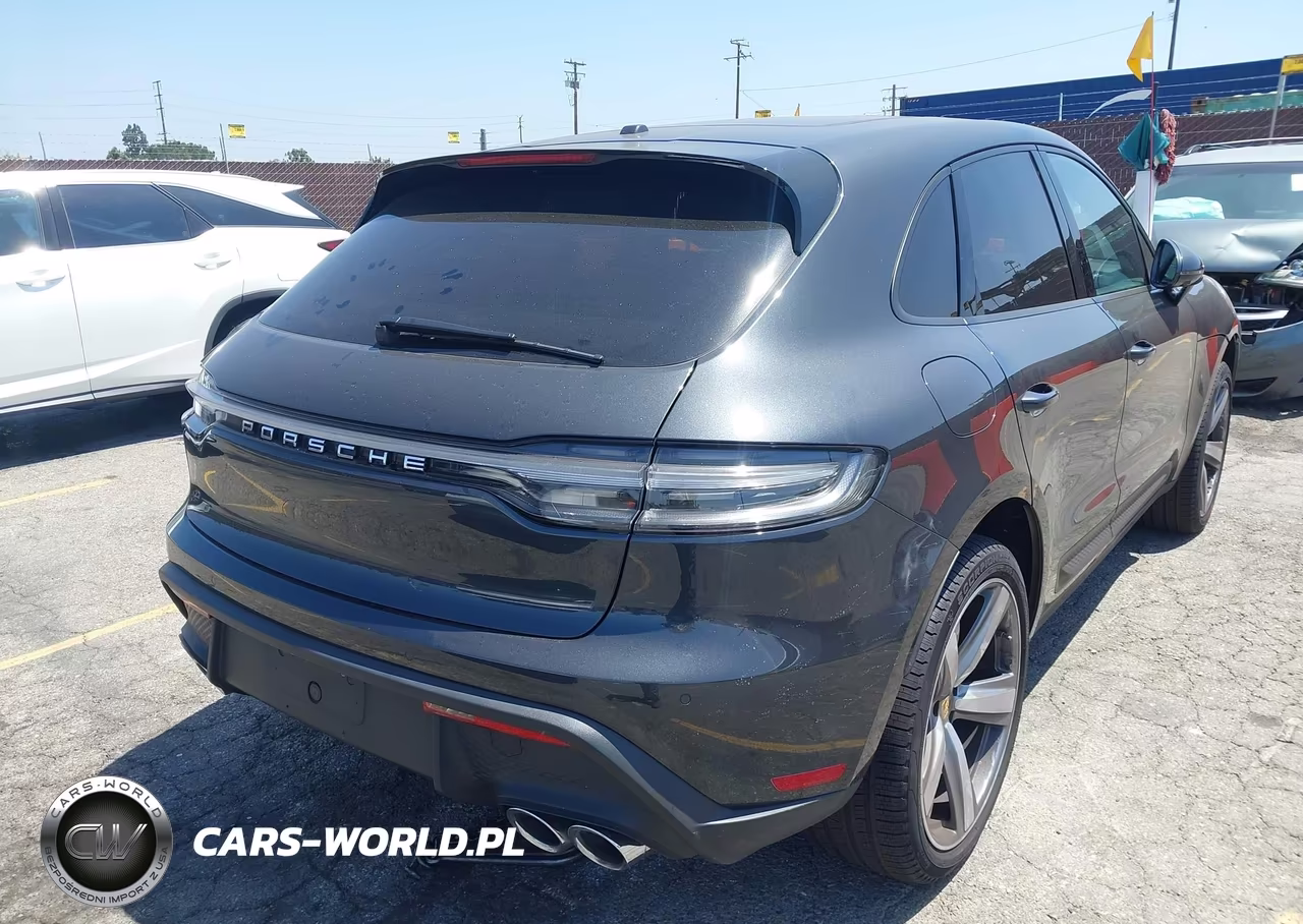 2023 Porsche Macan T VIN:WP1AA2A56PLB01039 - 4