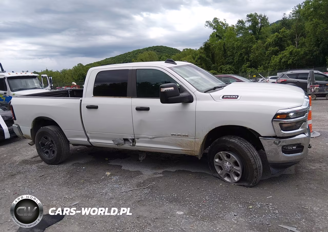 2026 Ram 2500 Big Horn 4X4 6'4 Box VIN:3C6UR5DJ3TG313008 - 13