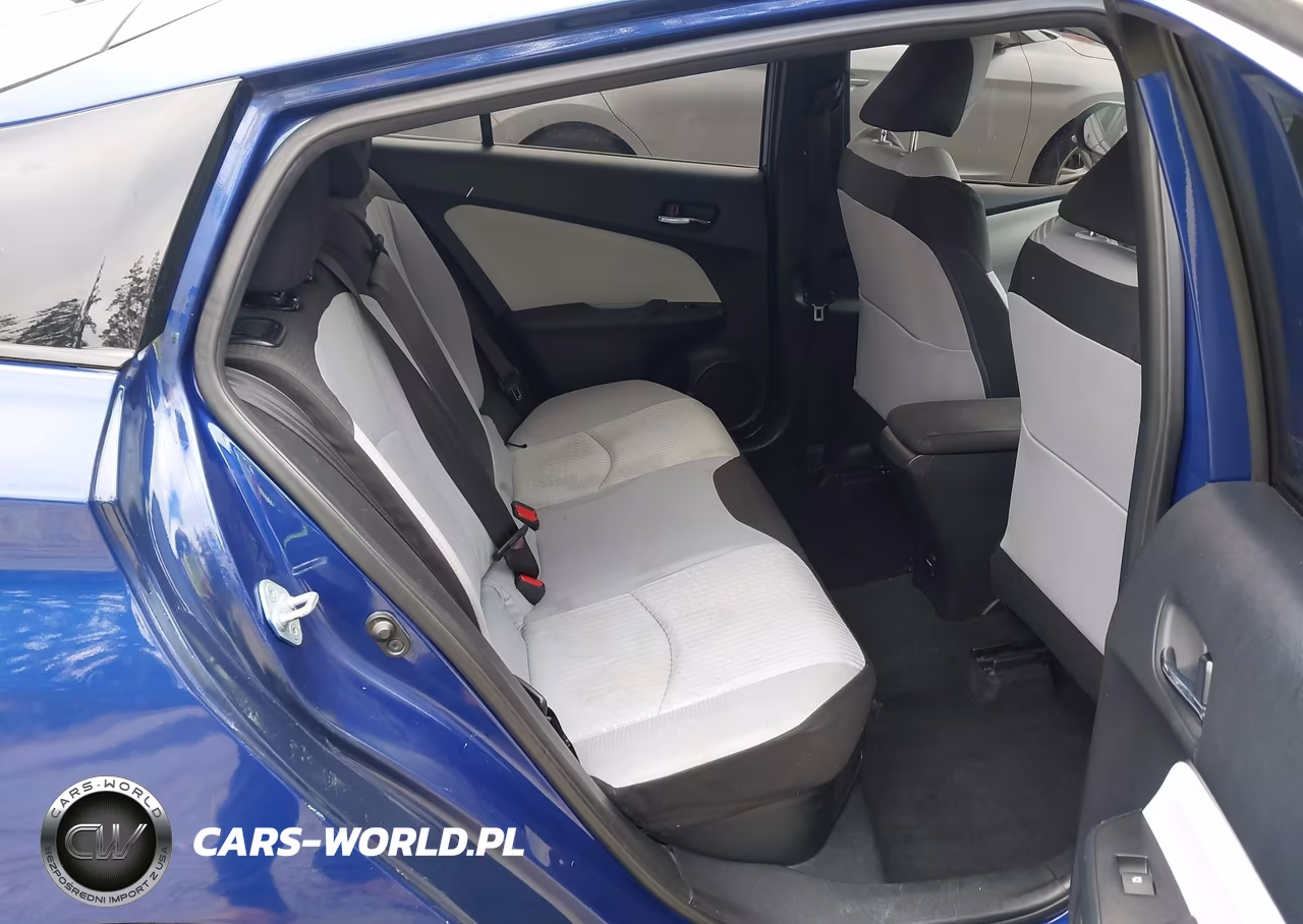 2016 Toyota Prius Two VIN:JTDKBRFU6G3520634 - 18