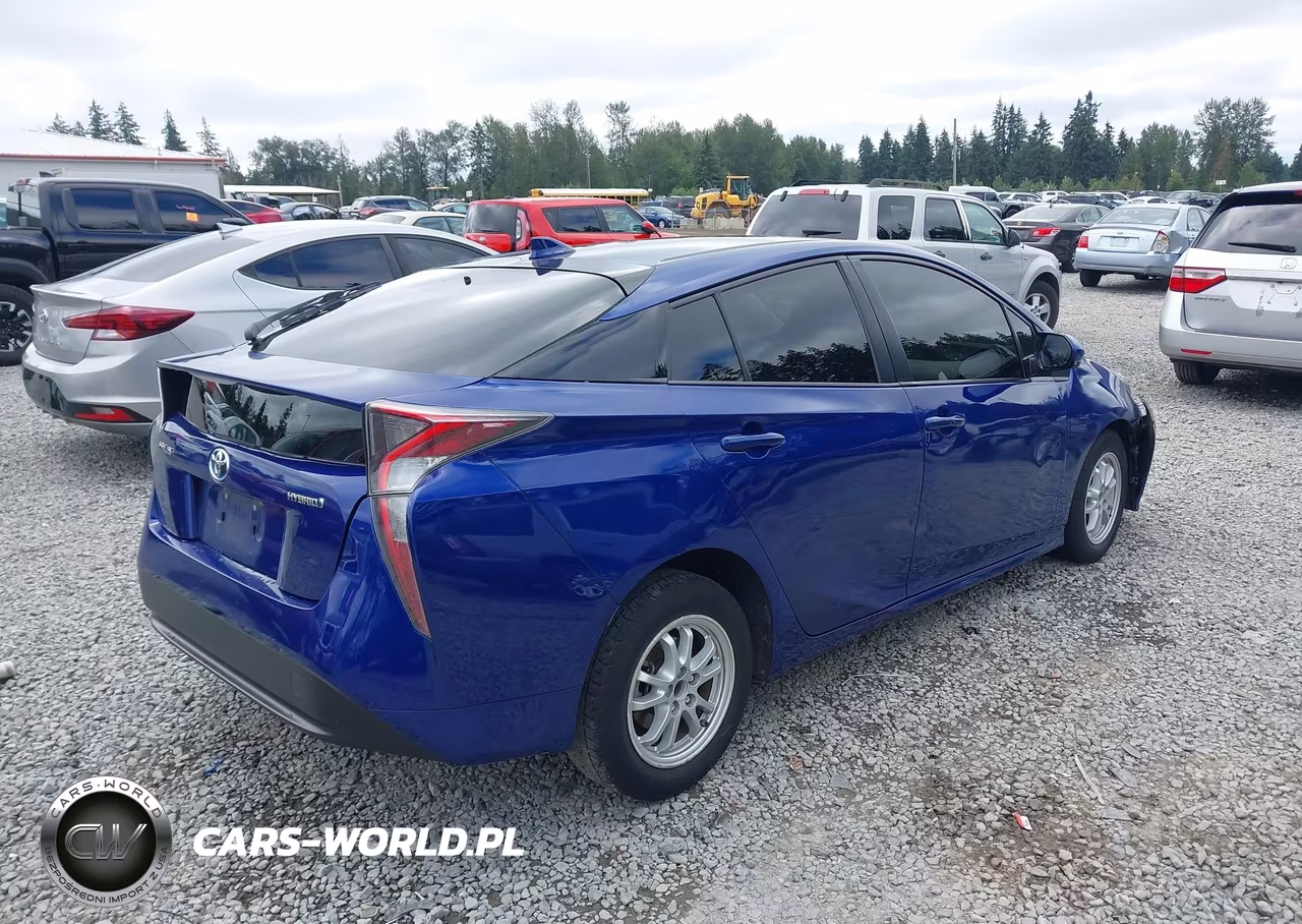 2016 Toyota Prius Two VIN:JTDKBRFU6G3520634 - 4