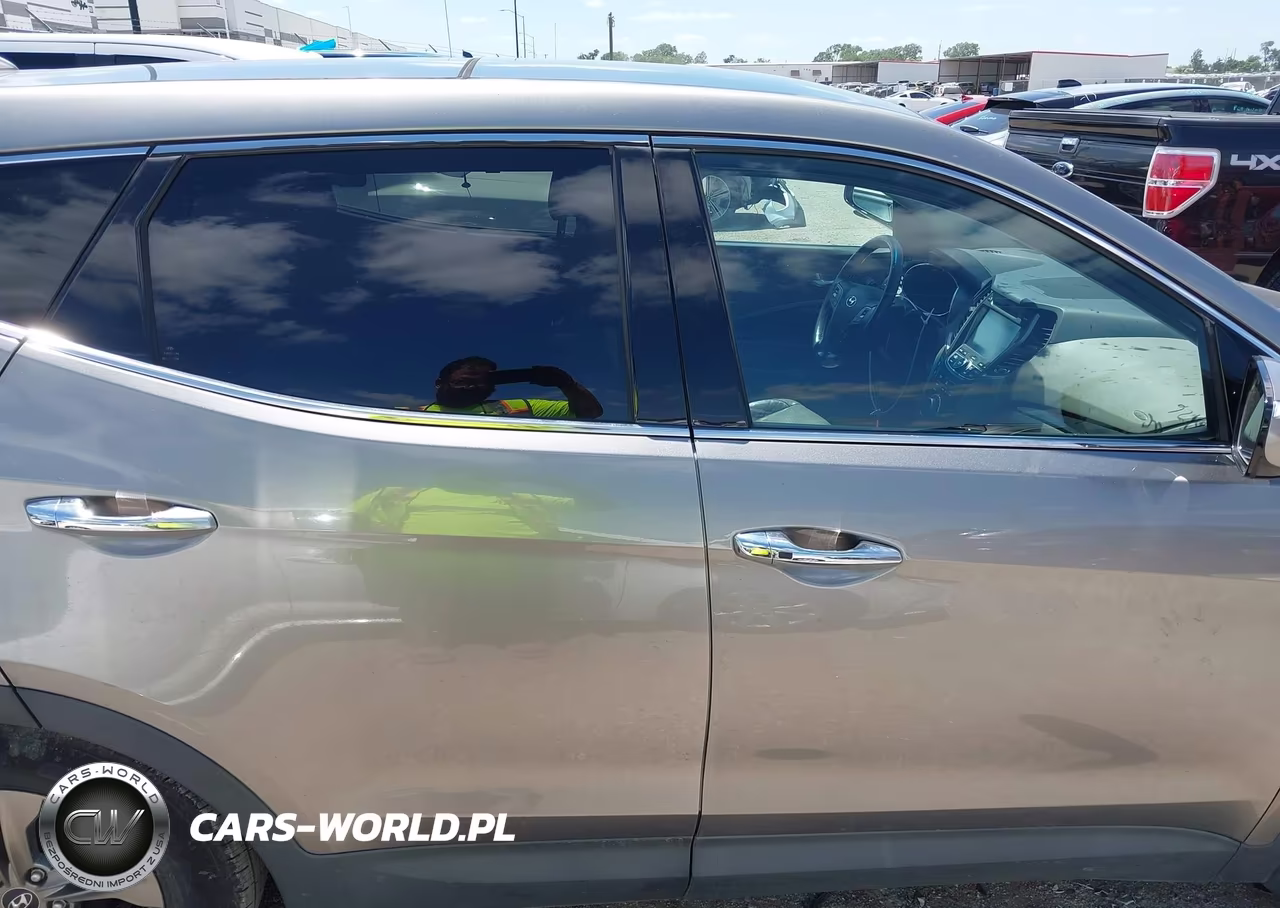 2013 Hyundai Santa Fe Sport VIN:5XYZU3LB3DG084924 - 13