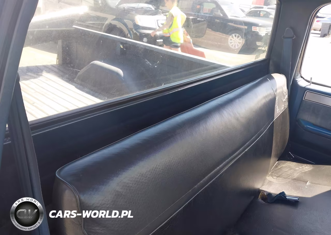 1986 Chevrolet C10 VIN:2GCDC14H7G1155108 - 8