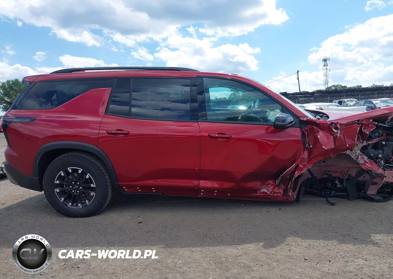 2025 Chevrolet Traverse Awd Z71 VIN:1GNEVJRS4SJ113309 - 13