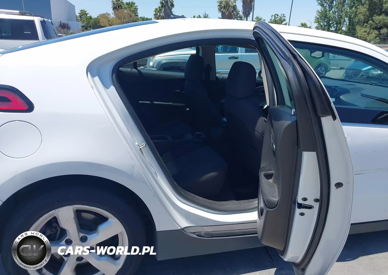 2014 Chevrolet Volt VIN:1G1RE6E46EU165695 - 8