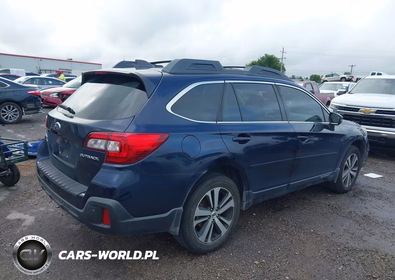 2018 Subaru Outback 2.5I Limited VIN:4S4BSANC2J3292693 - 4
