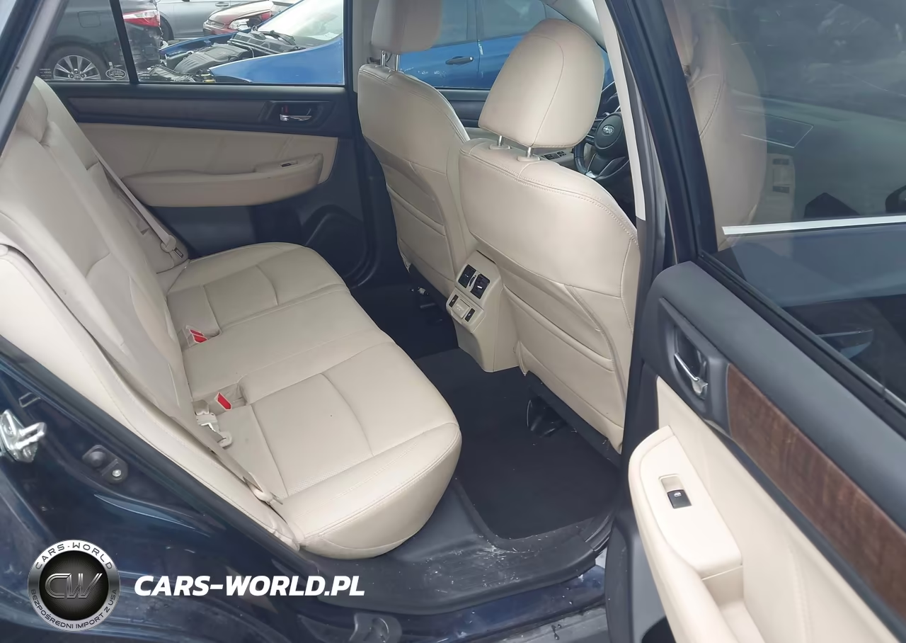 2018 Subaru Outback 2.5I Limited VIN:4S4BSANC2J3292693 - 8