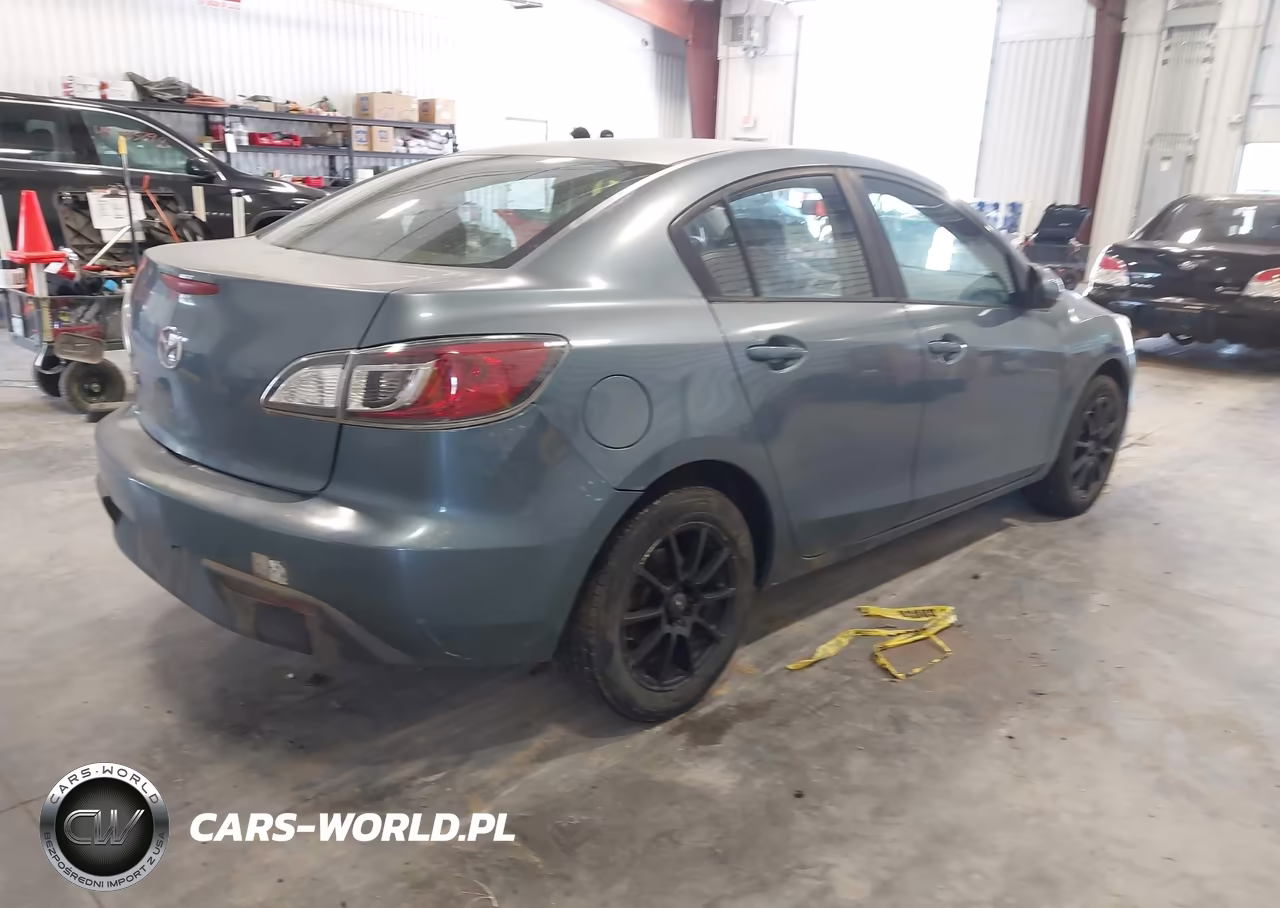 2010 Mazda Mazda3 I Touring VIN:JM1BL1SF3A1239724 - 4