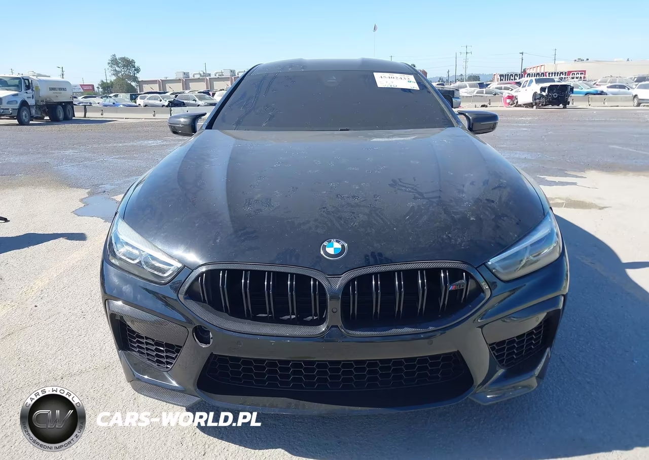 2022 BMW M8 Coupe VIN:WBSGV0C03NCH33883 - 12