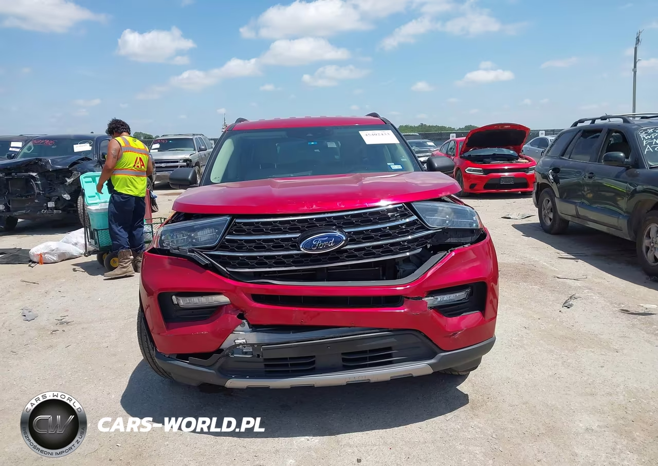 2020 Ford Explorer Xlt VIN:1FMSK7DH0LGA14211 - 12