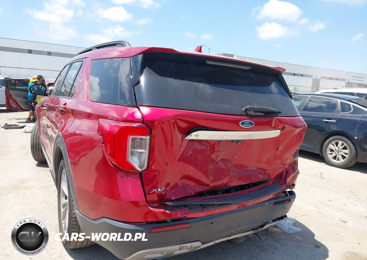 2020 Ford Explorer Xlt VIN:1FMSK7DH0LGA14211 - 3