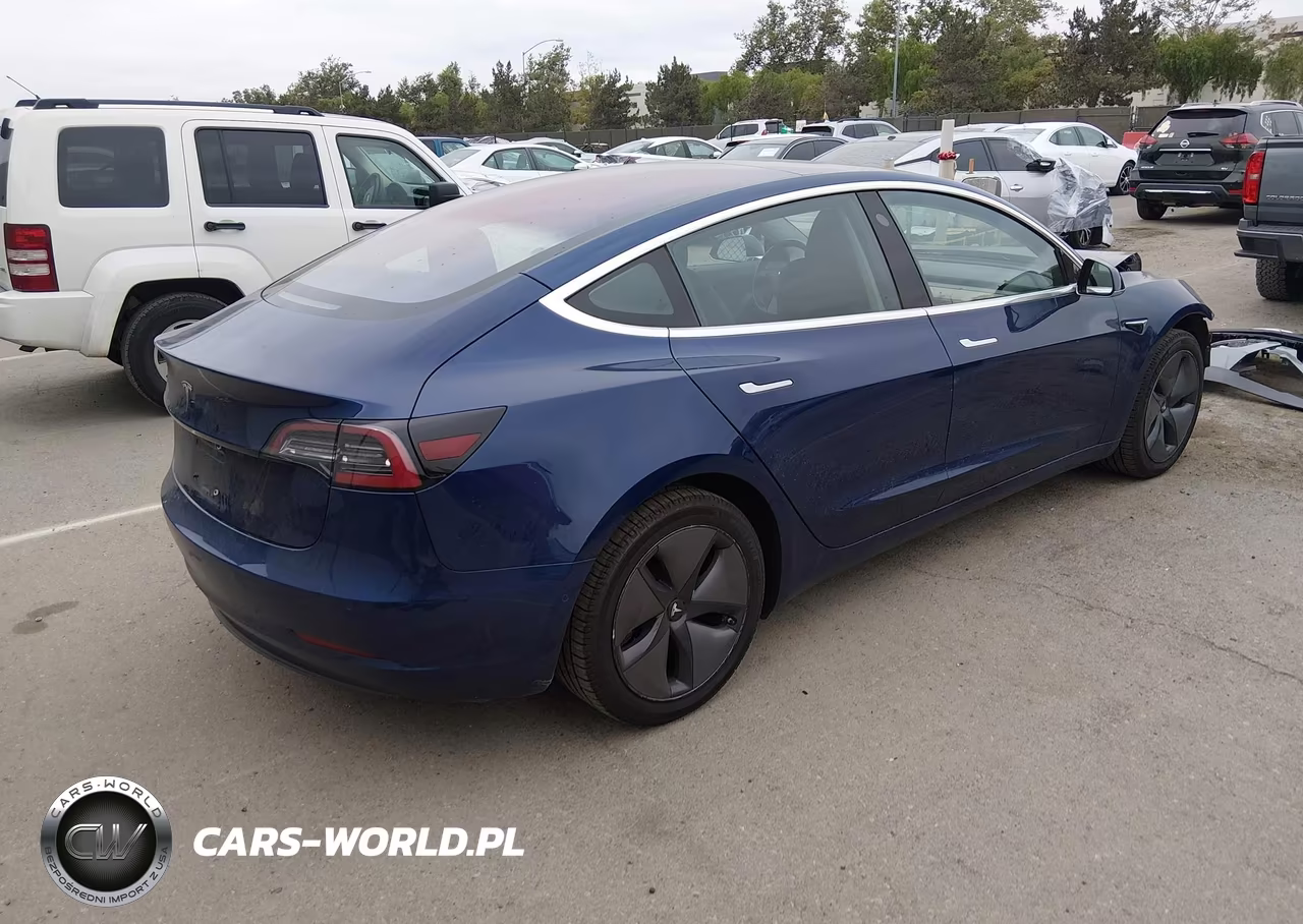 2018 Tesla Model 3 Long Range-Mid Range VIN:5YJ3E1EA8JF009036 - 4