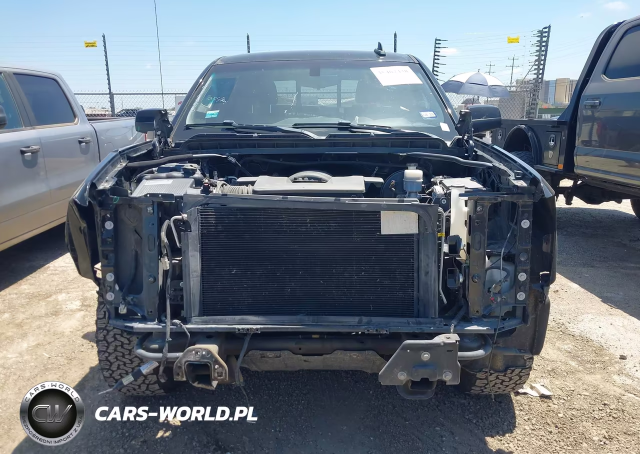 2018 Chevrolet Silverado 1500 Lt VIN:3GCPCREC5JG542088 - 13