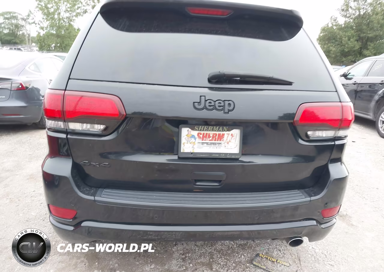 2018 Jeep Grand Cherokee Altitude 4X4 VIN:1C4RJFAG0JC515096 - 16