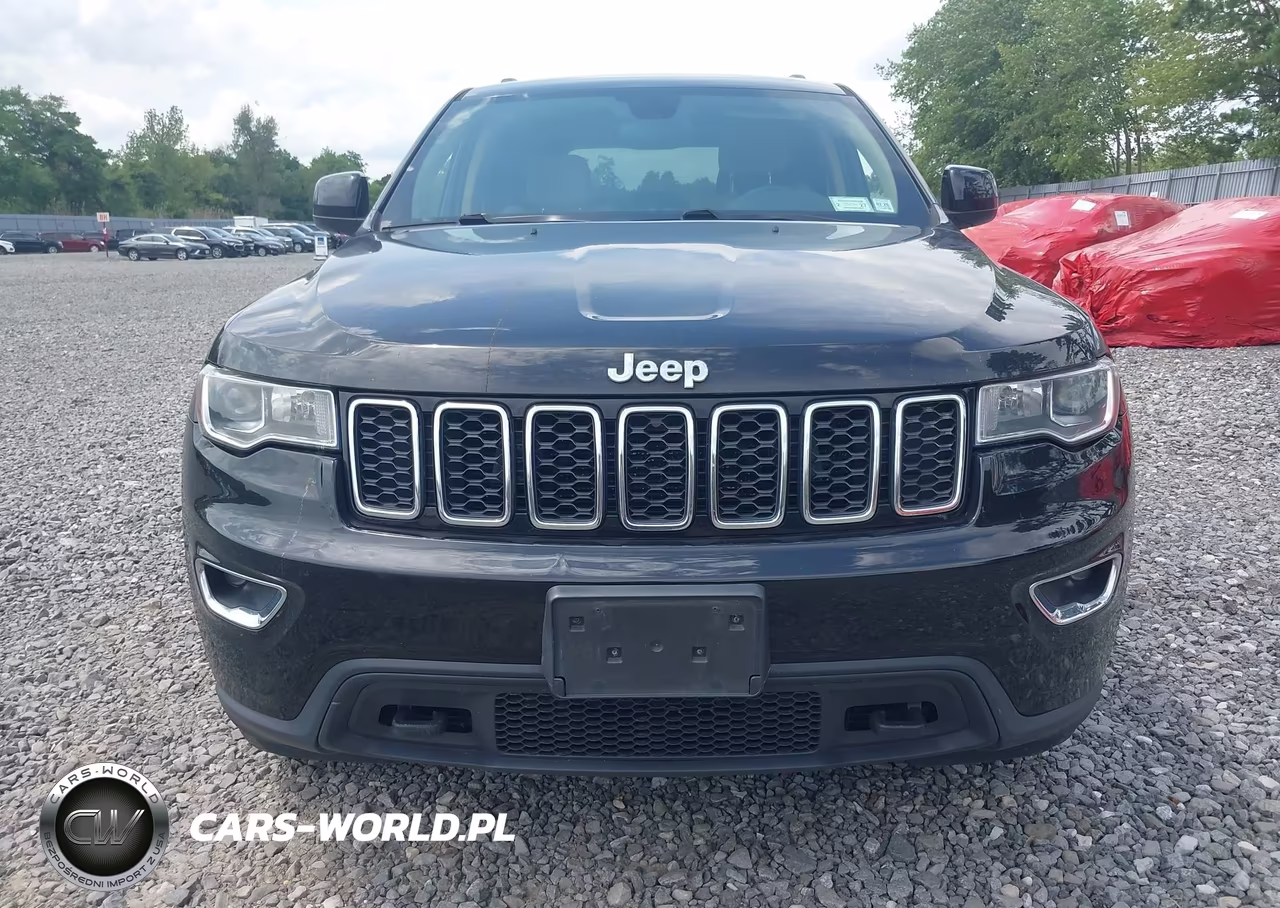 2019 Jeep Grand Cherokee Laredo E 4X4 VIN:1C4RJFAG5KC754189 - 12