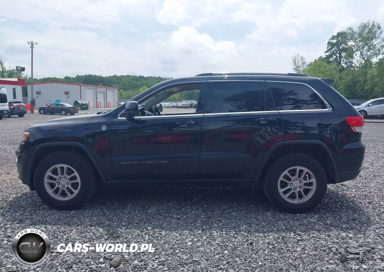 2019 Jeep Grand Cherokee Laredo E 4X4 VIN:1C4RJFAG5KC754189 - 14