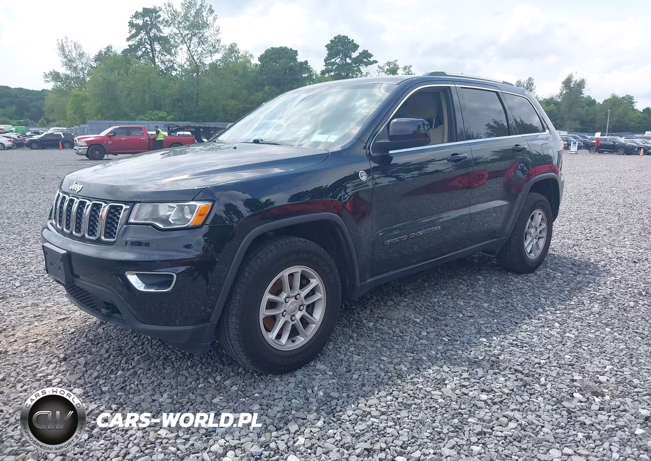 2019 Jeep Grand Cherokee Laredo E 4X4 VIN:1C4RJFAG5KC754189 - 2