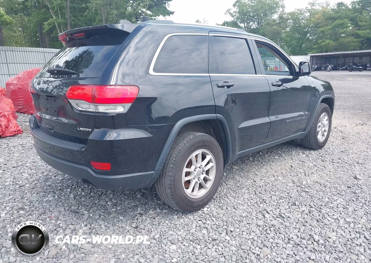 2019 Jeep Grand Cherokee Laredo E 4X4 VIN:1C4RJFAG5KC754189 - 4