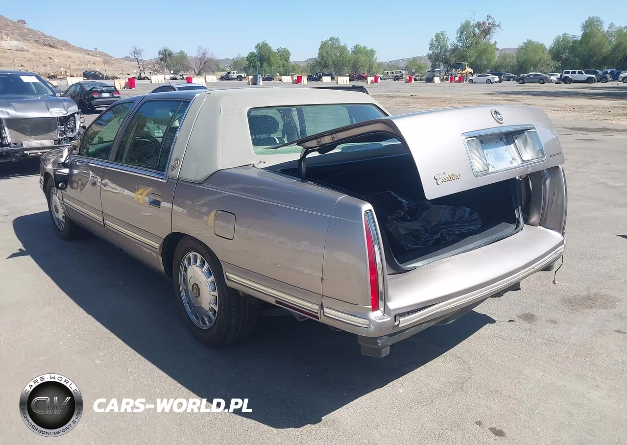 1997 Cadillac Deville Standard VIN:1G6KD54Y5VU253246 - 3