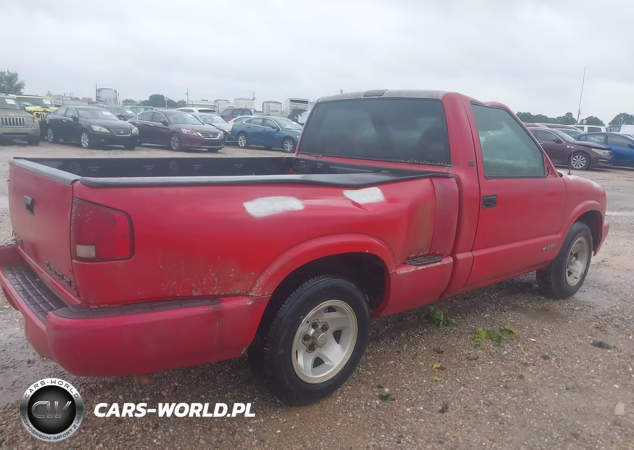 1996 Chevrolet S Truck S10 VIN:1GCCS14X5T8220082 - 4